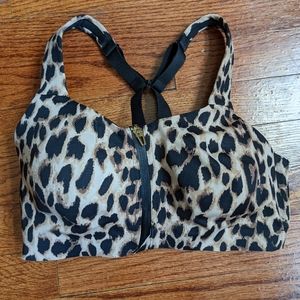 DONATING 8/29 VS knockout sports bra